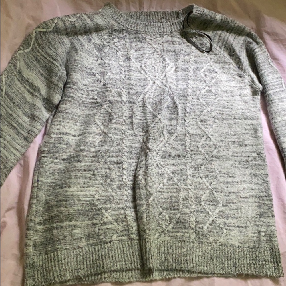 Forever 21 grey sweater
